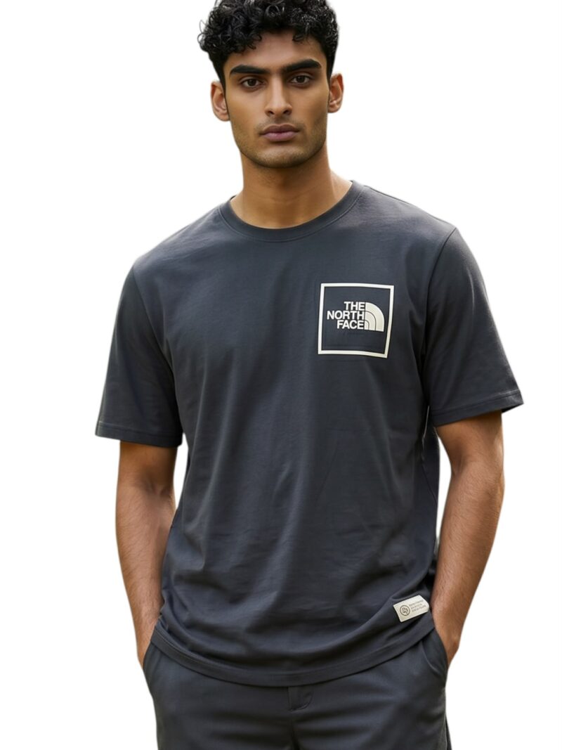 T-shirt the North Face Never Stop Exoloring